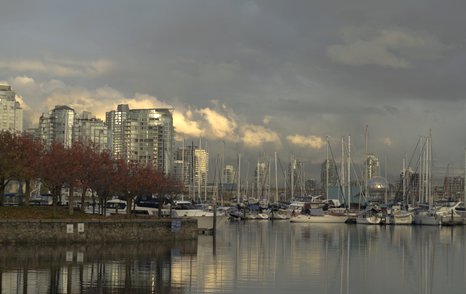 Vancouver Harbor - False Creek marina - Udo Erasmus photot